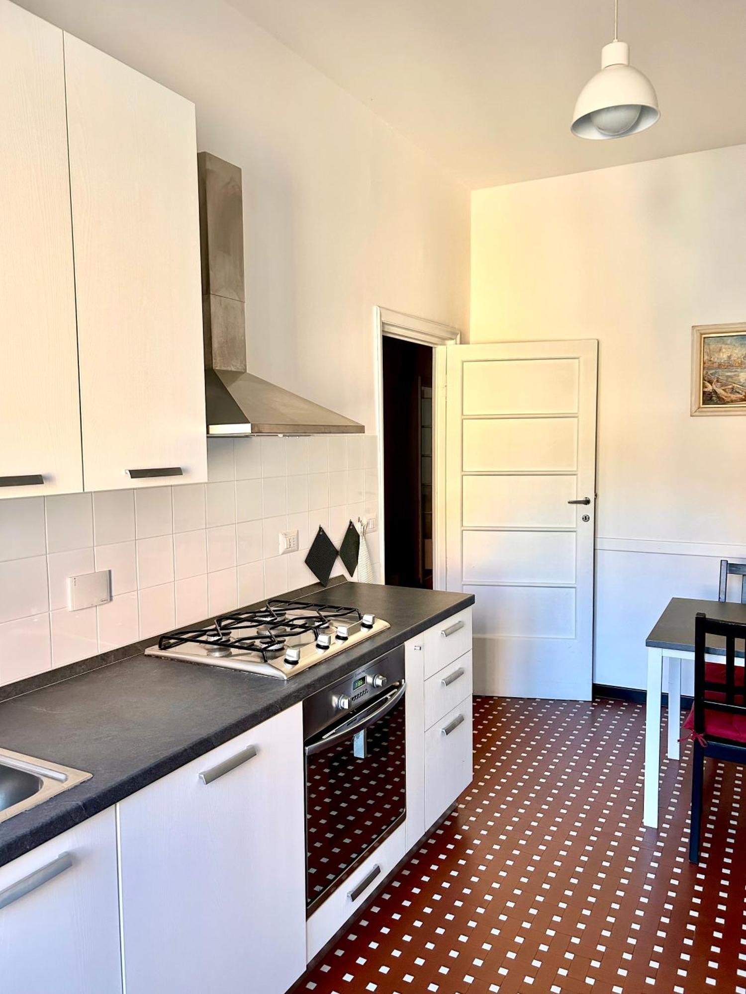 Il Mughetto In Pieno Centro Con Aria Condizionata Apartment Rapallo Bagian luar foto