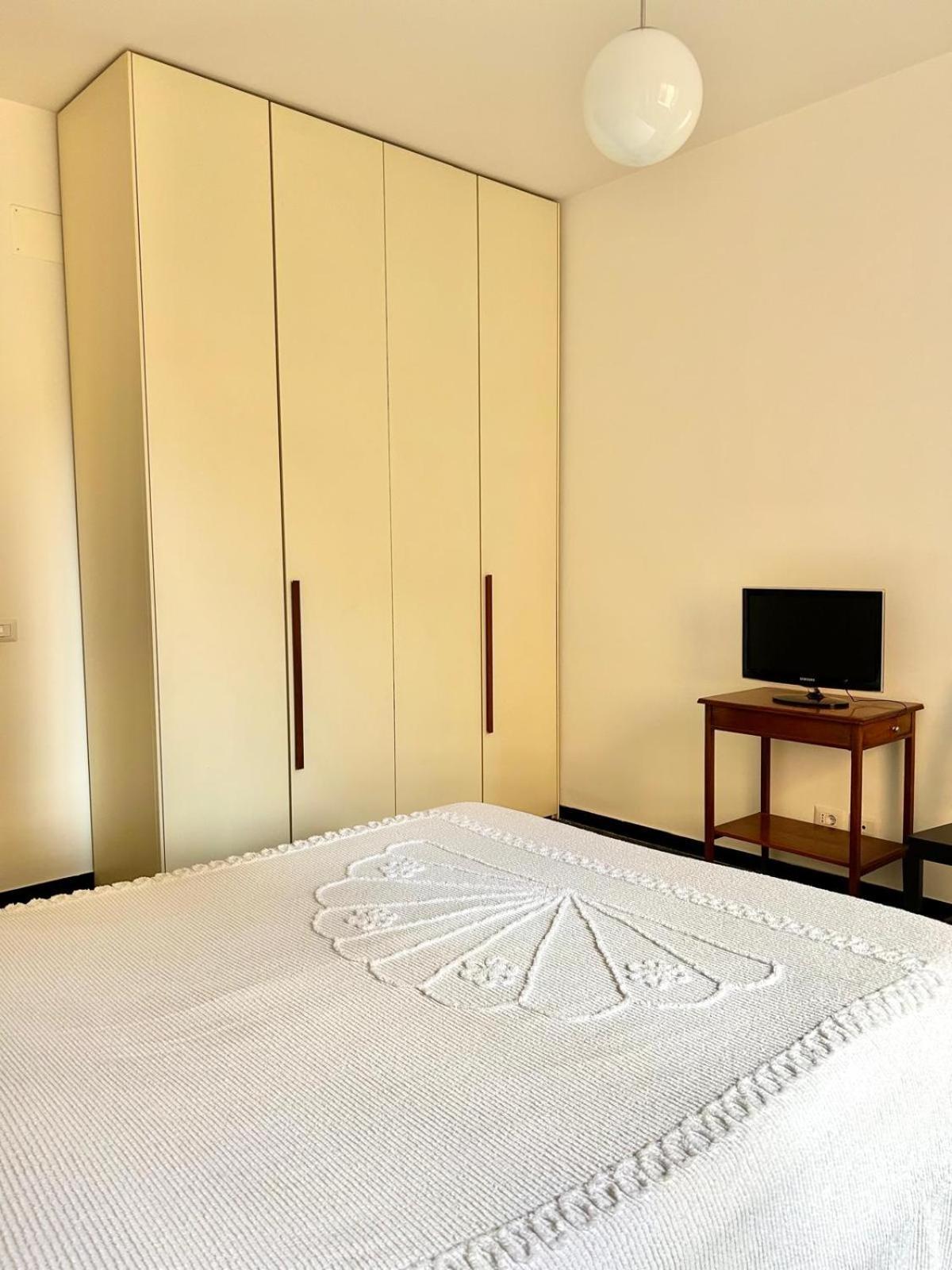 Il Mughetto In Pieno Centro Con Aria Condizionata Apartment Rapallo Bagian luar foto